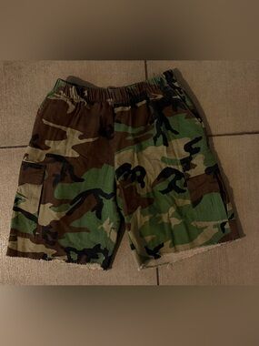 Stylish Camo Cargo/Jorts Shorts